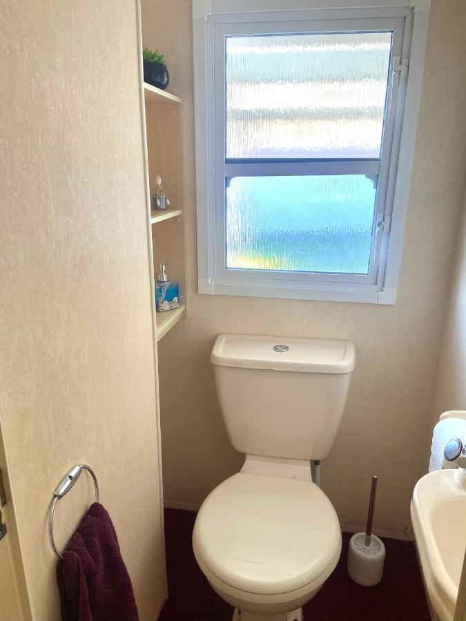 Kisvakond Vendeghaz Apartment Jeno Екстериор снимка