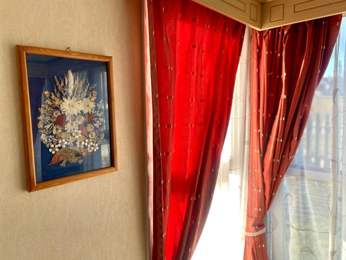 Kisvakond Vendeghaz Apartment Jeno Екстериор снимка