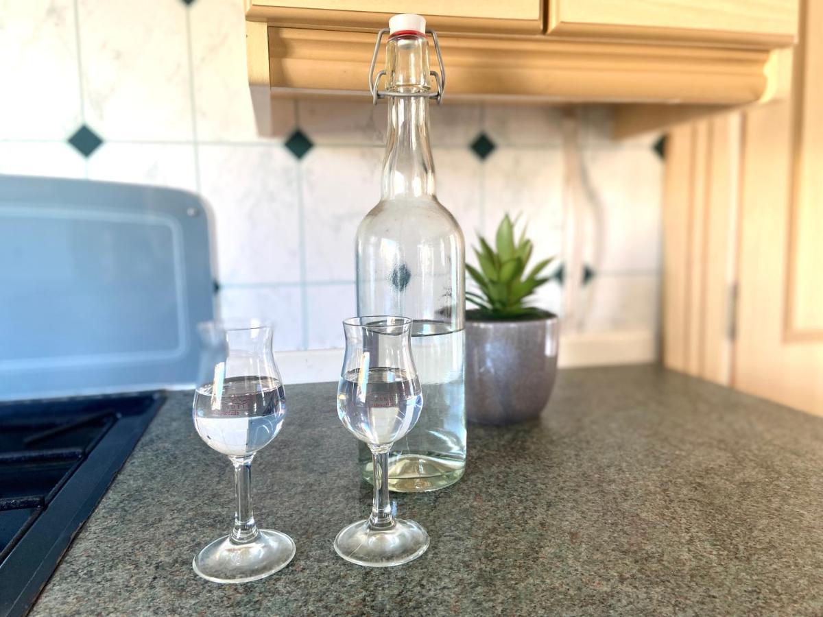 Kisvakond Vendeghaz Apartment Jeno Екстериор снимка